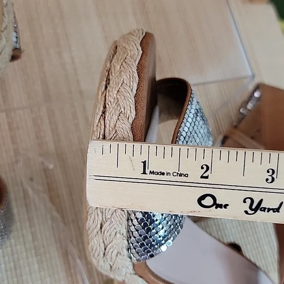 Stuart Weitzman Metal Mesh Platform Wedge Sandals sz8 - Picture 10 of 10